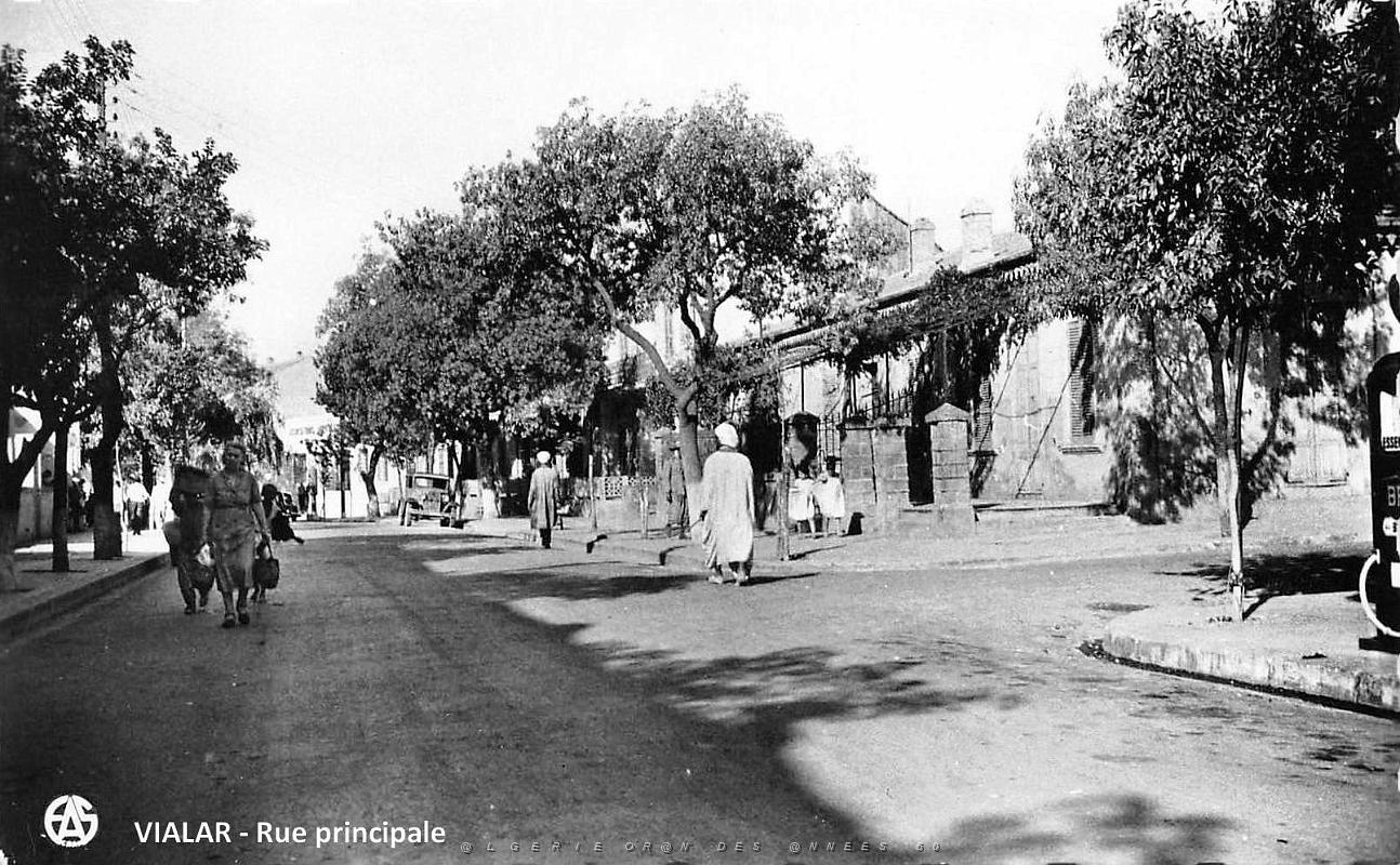 489- Vialar - Rue principale.jpg